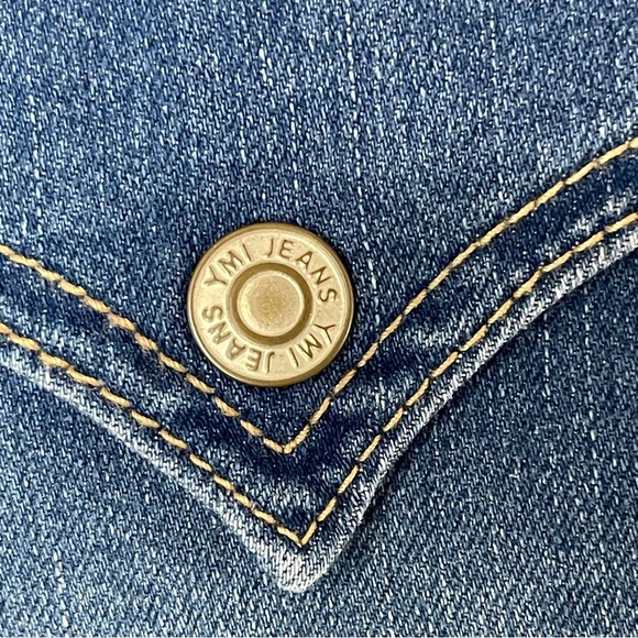 YMI Flare Jeans Women’s 3/26 Medium Wash Denim Back Flap Button Pockets - Picture 13 of 16
